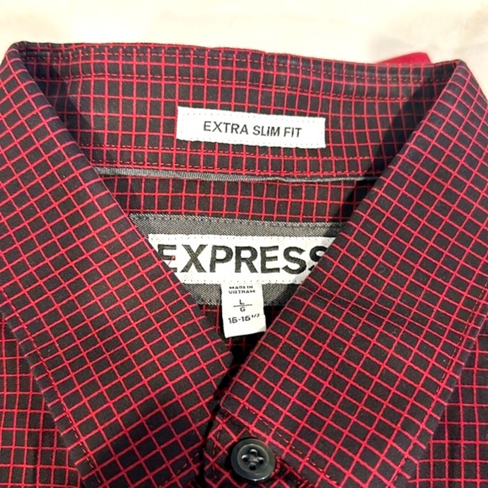 Express Button Up. - image 3